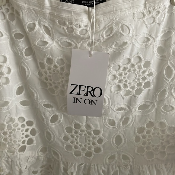 Zero in on white tiered maxi skirt lined eyelet NWT - Picture 4 of 5